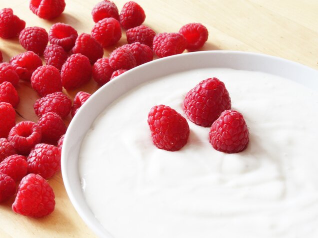 Yogurt with fresh raspberries