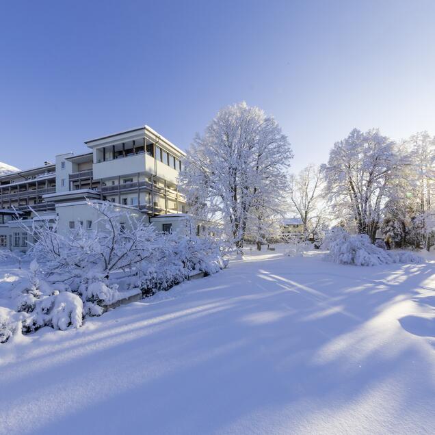 Park Igls in snow