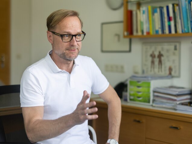 Dr. Gartner in a personal conversation