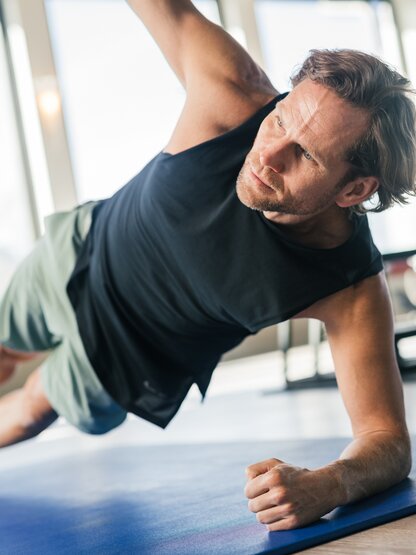 Side plank exercise