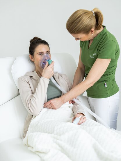 IHHT training with oxygen mask