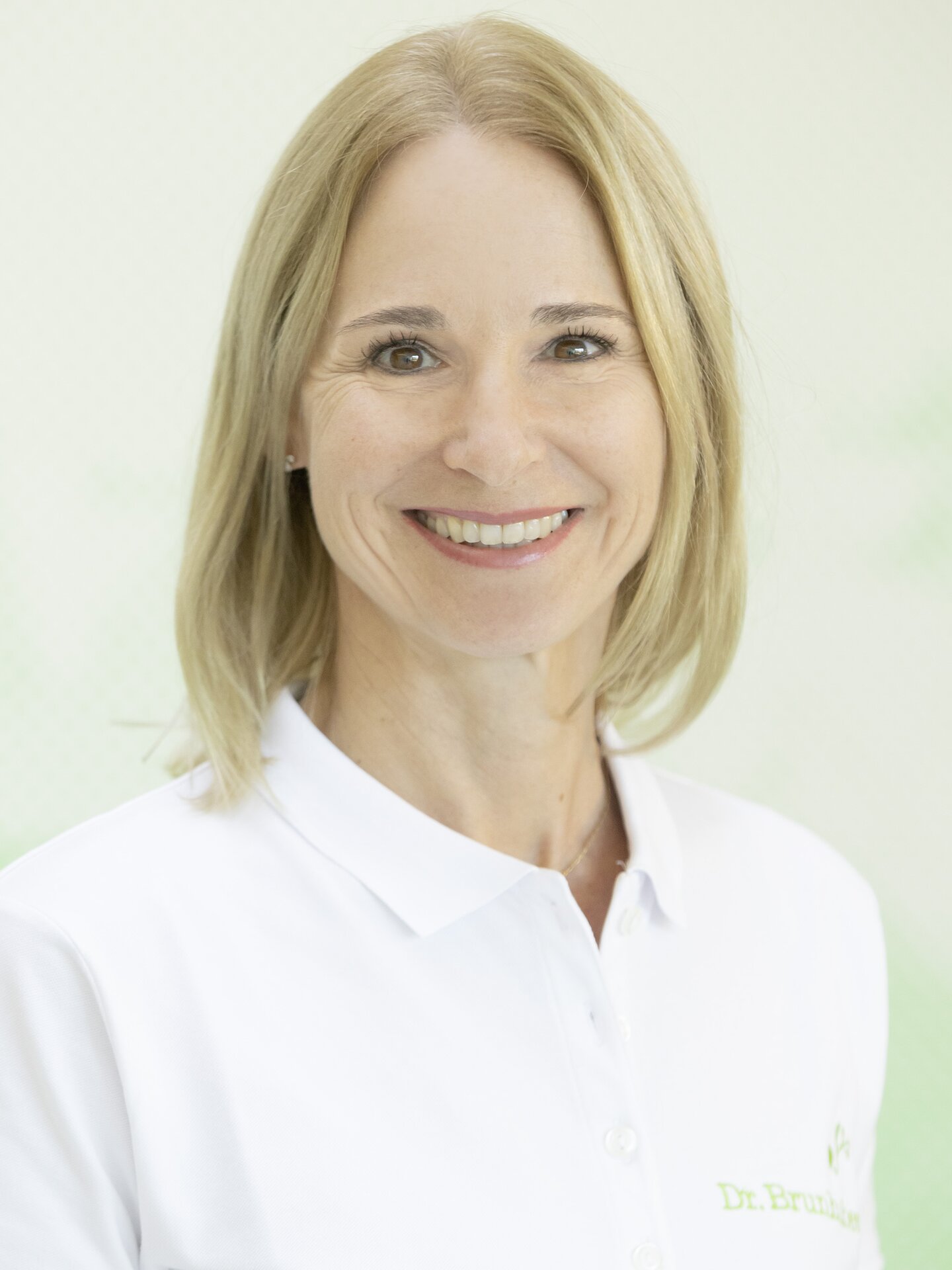 Dr. Irene Brunhuber