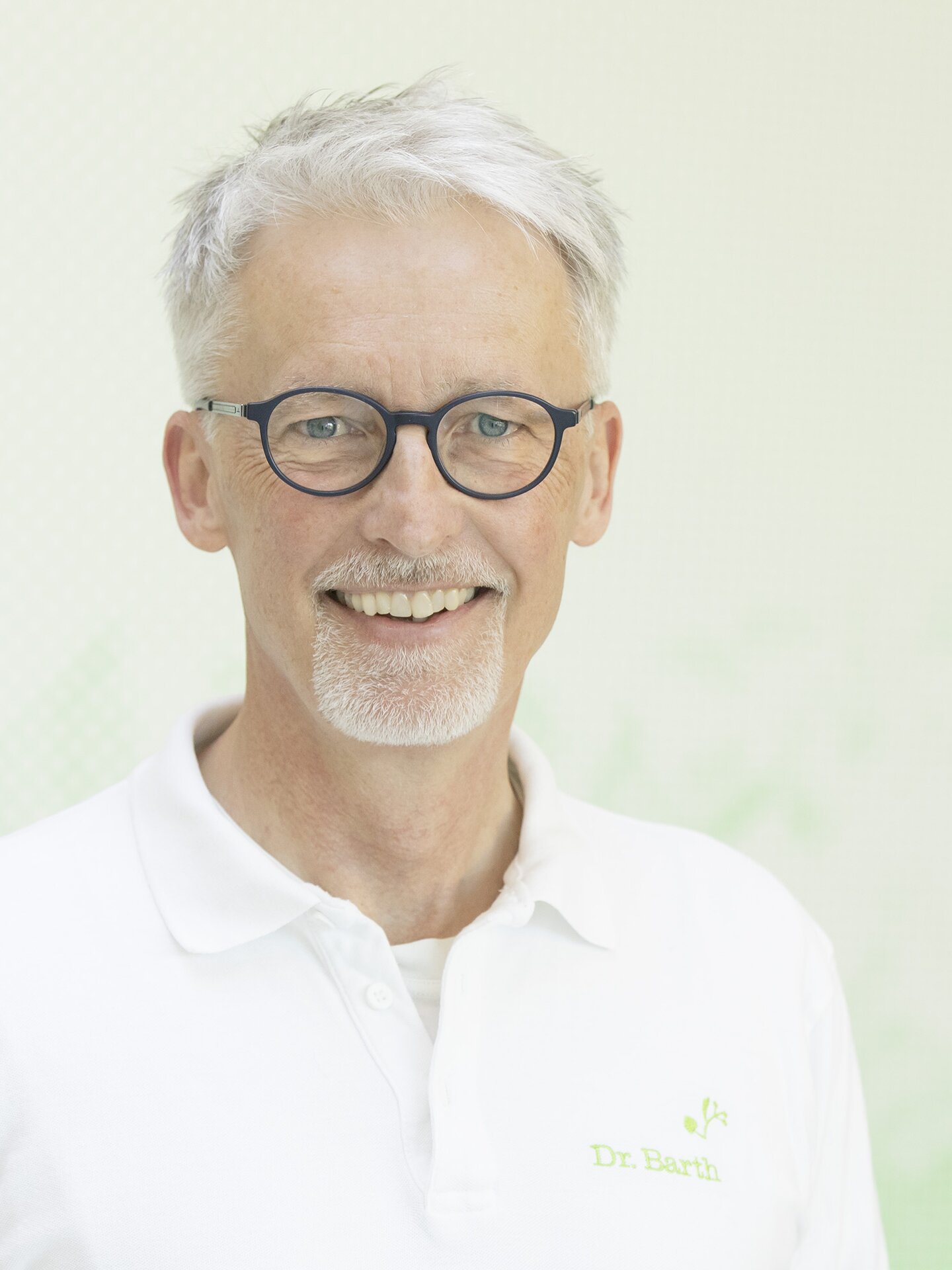 Dr. Peter Barth