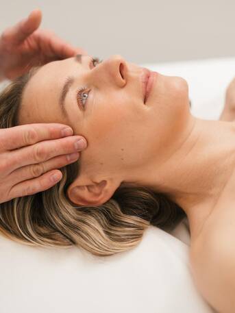 Gesichtsbehandlung 