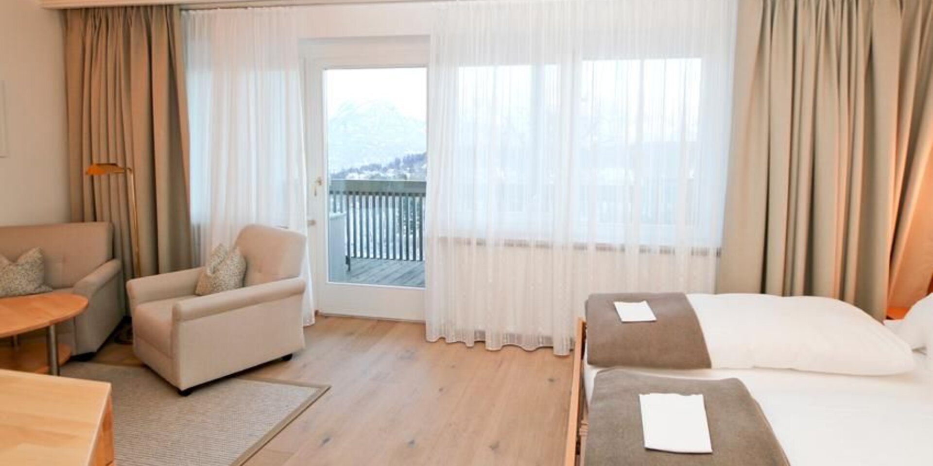 Brightly furnished room